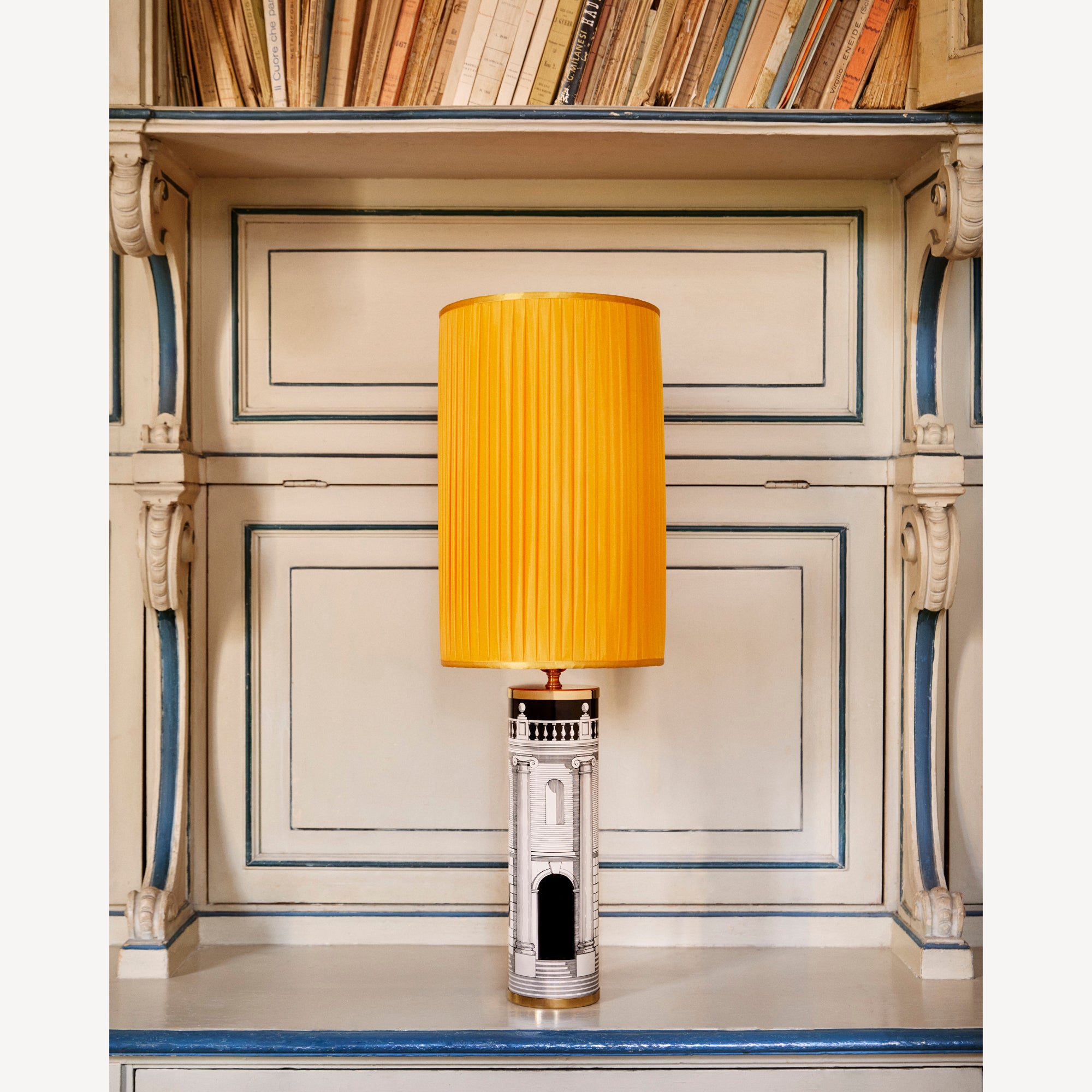 Cylindrical lamp base Casa con Colonne