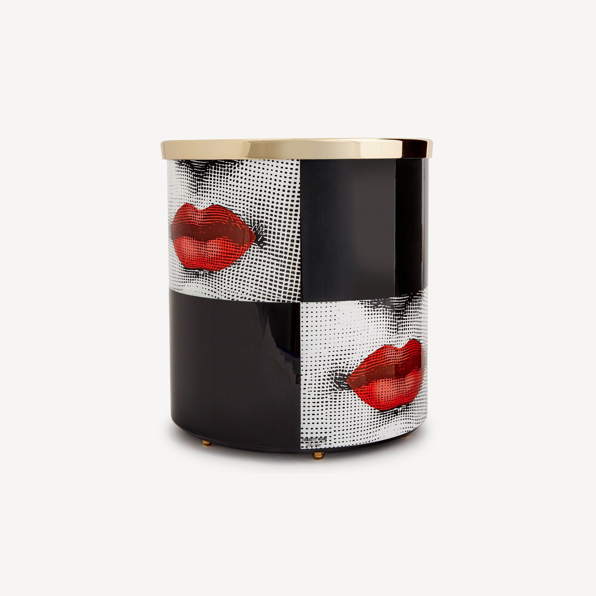 Paper basket Kiss