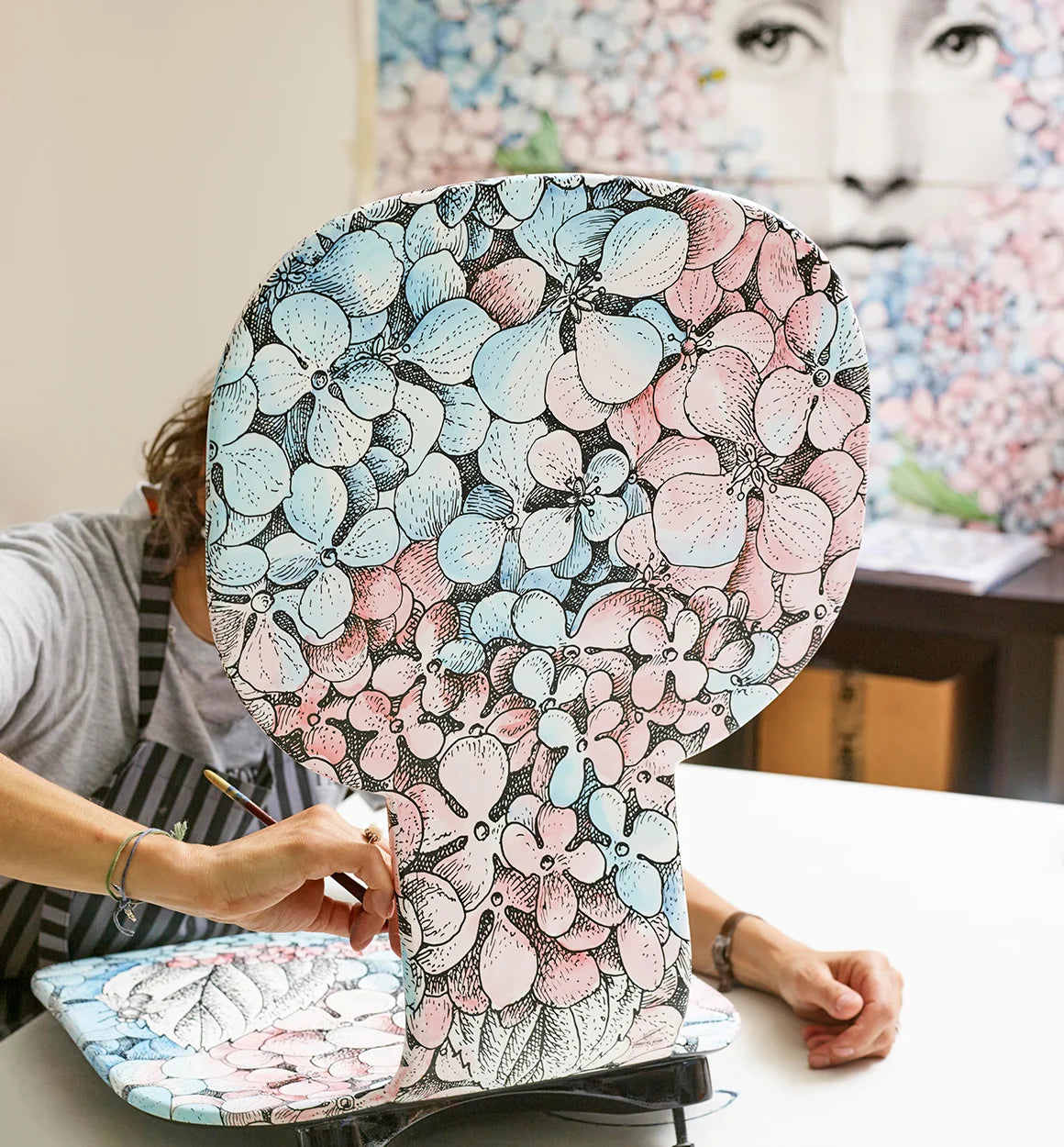 Fornasetti® Flowers: homeware and furniture | Fornasetti Fornasetti® Flowers: homeware and furniture | Fornasetti