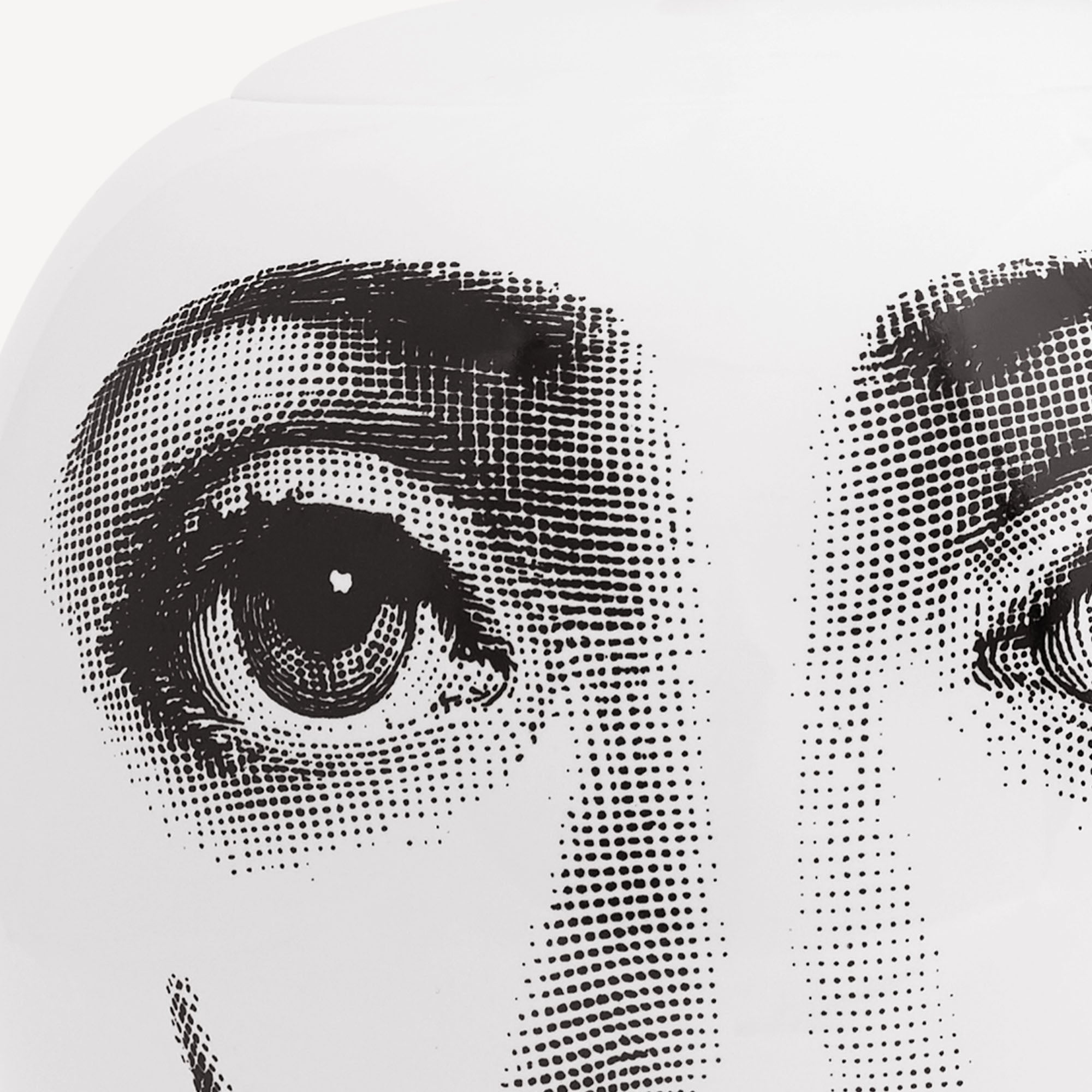 Vase La femme aux moustaches