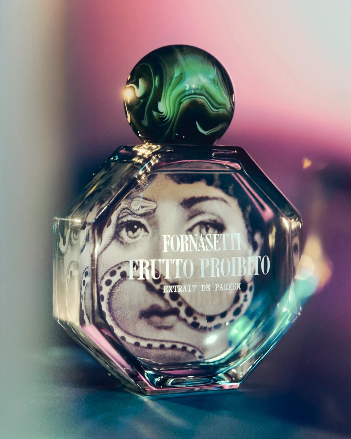 Luxury home fragrances | Candles and Spray | Fornasetti Luxury home fragrances | Candles and Spray | Fornasetti