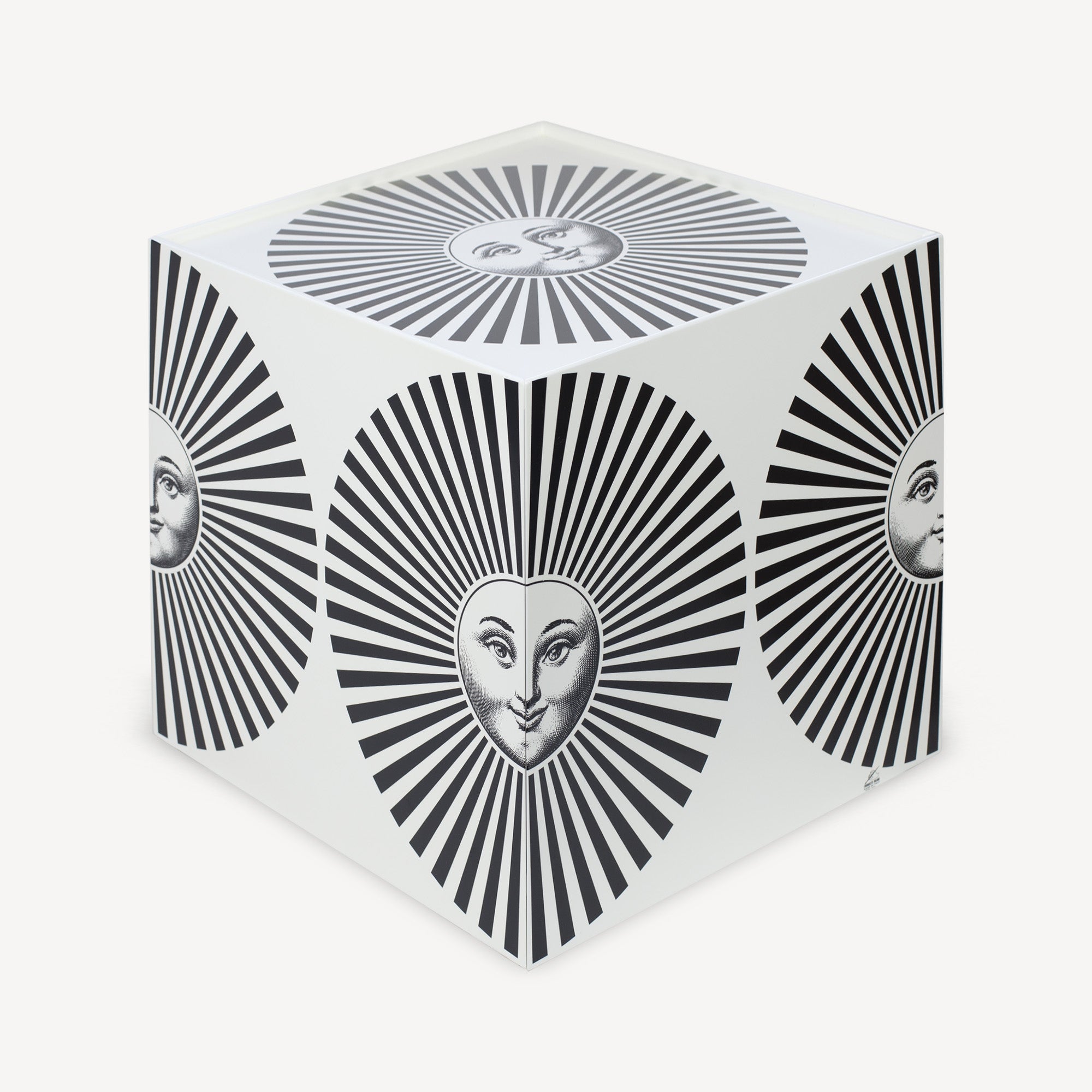 Cube with drawer Sole Raggiante