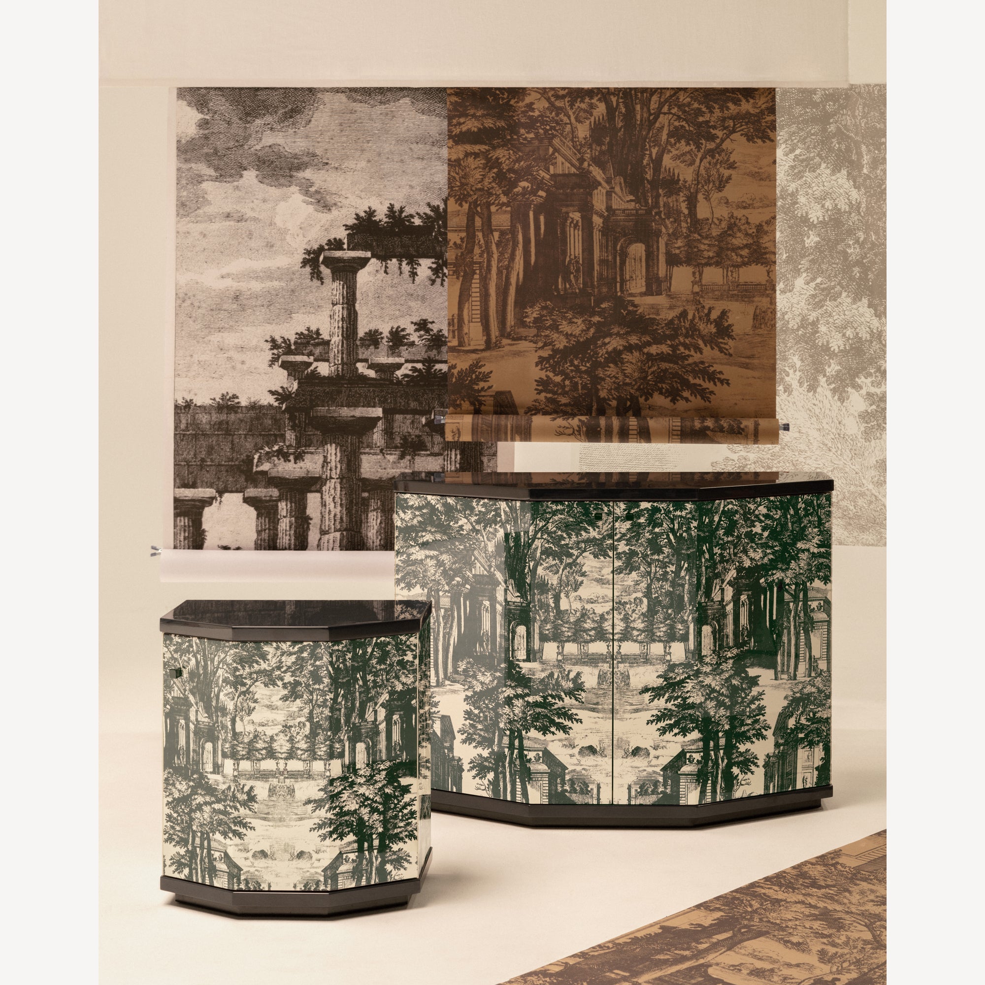 Small cabinet polyhedric Giardino Settecentesco