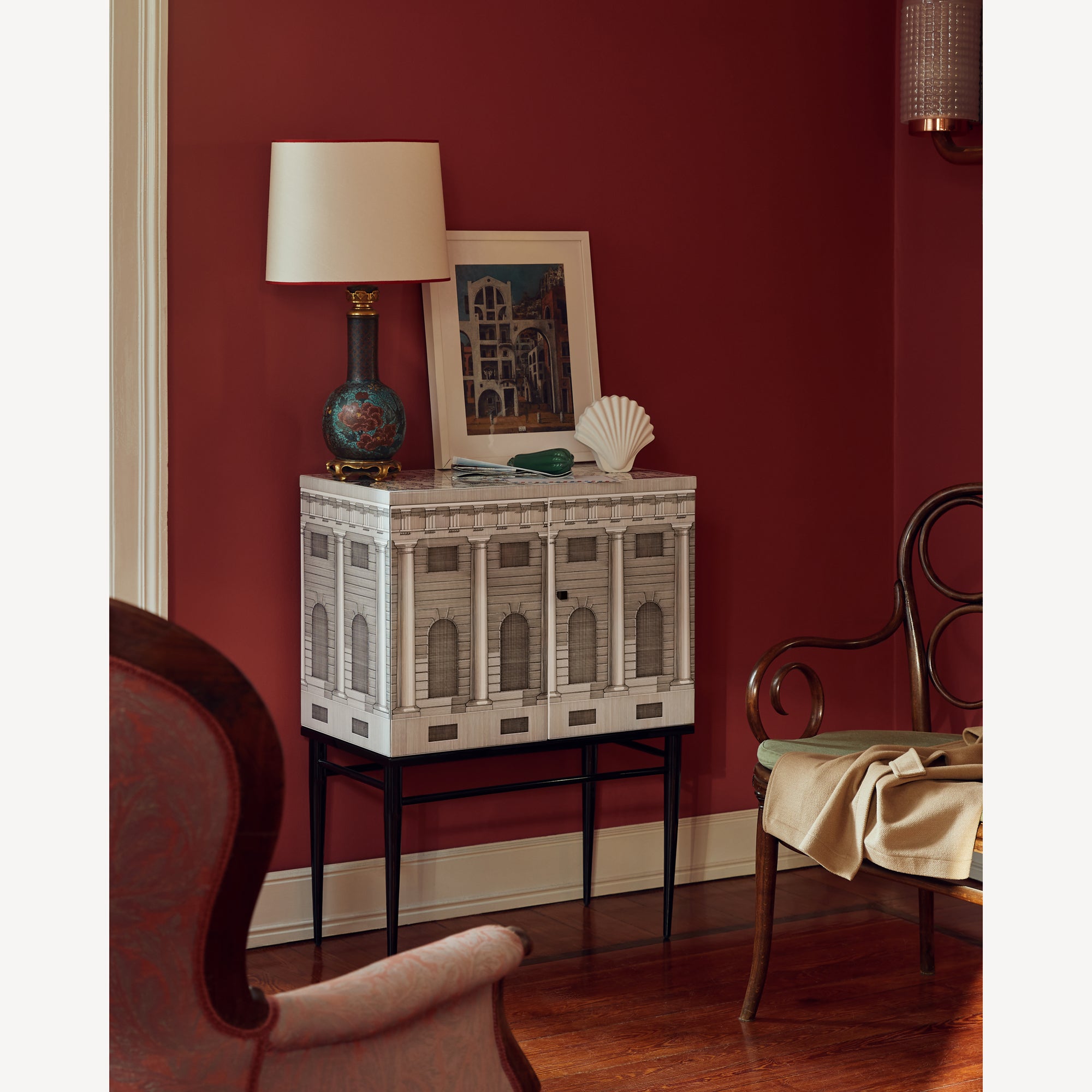 Raised small sideboard Architettura