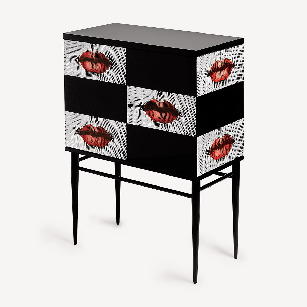 Raised small sideboard Kiss