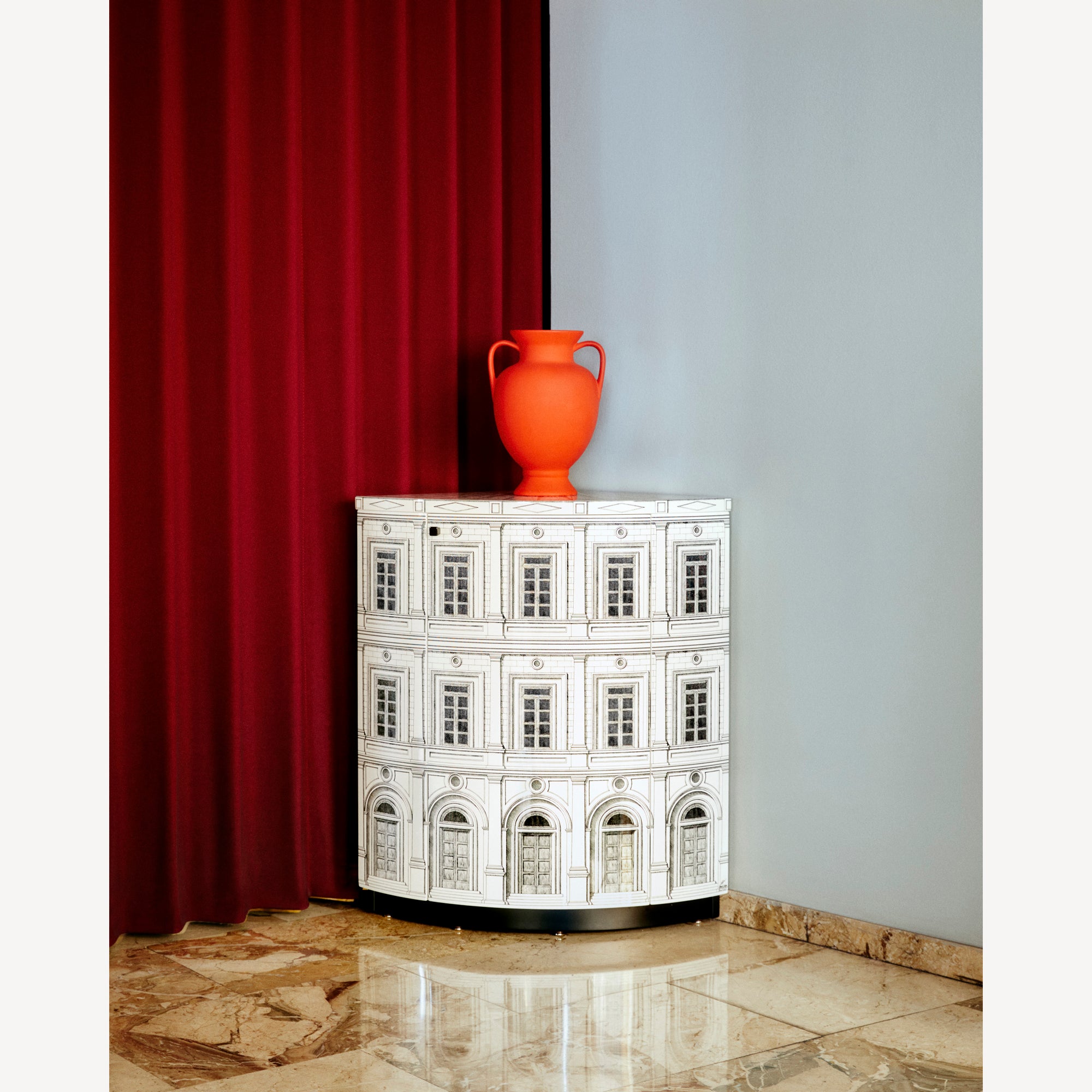 Corner cabinet Architettura