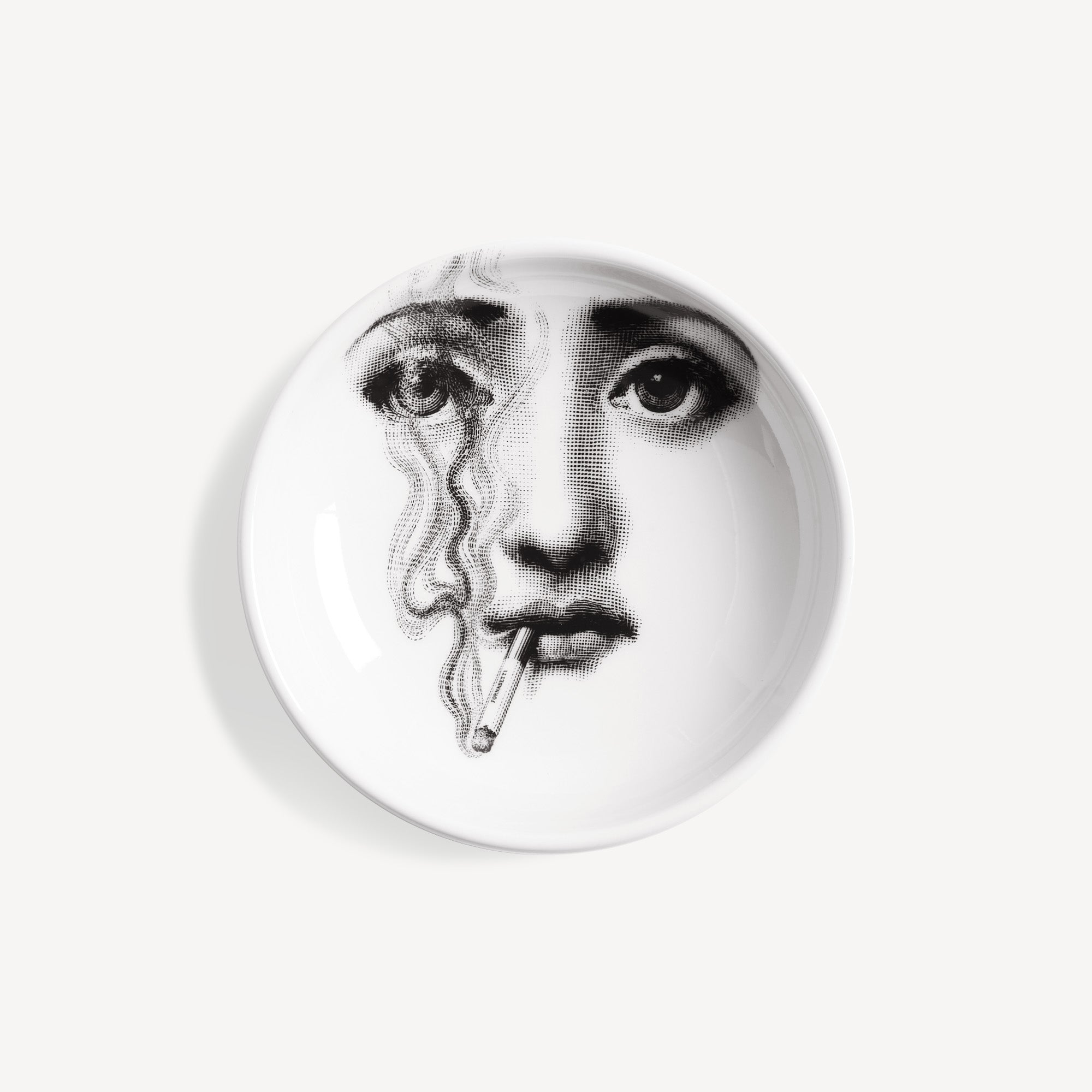 FORNASETTI　　　Tema e Variazoni アッシュトレイ Ashtray Tema e Variazioni n.81 in White/Black | Fornasetti