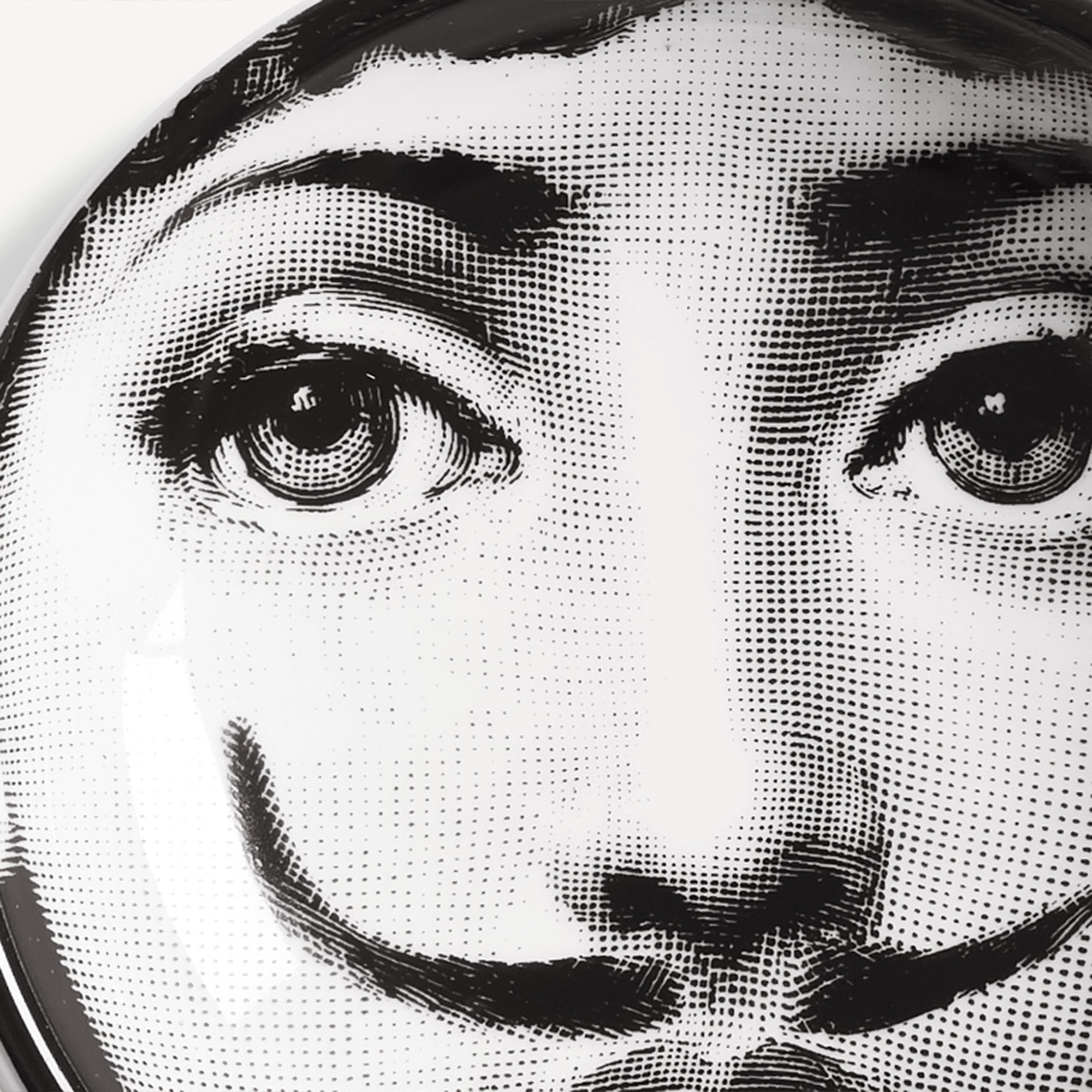 Ashtray Tema e Variazioni n.21 in White/Black | Fornasetti