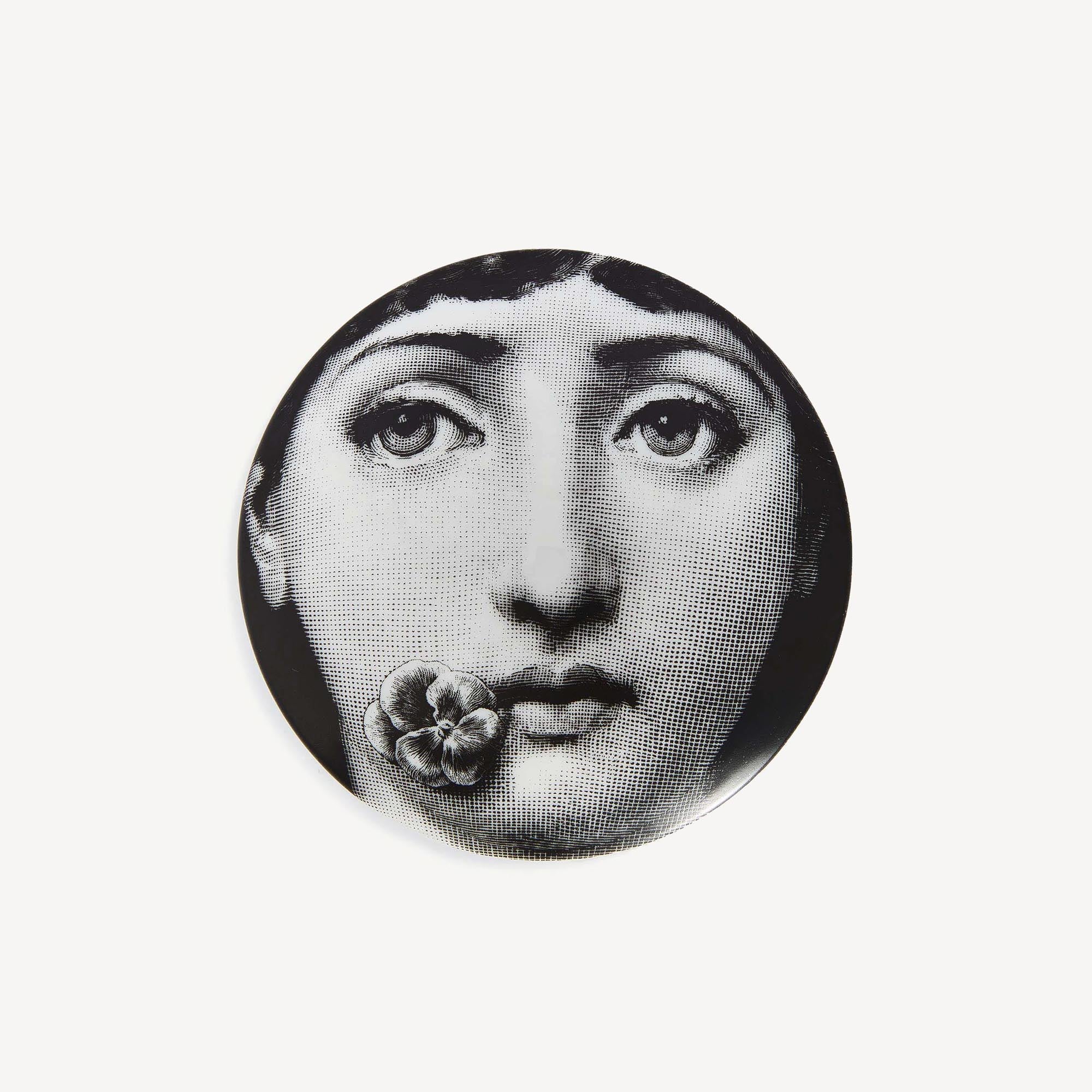 Round box Tema e Variazioni n.137 in White/Black | Fornasetti