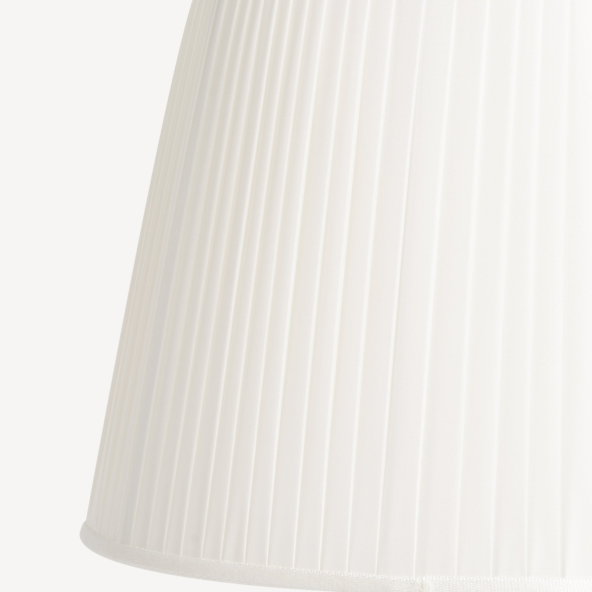 Conical pleated lampshade