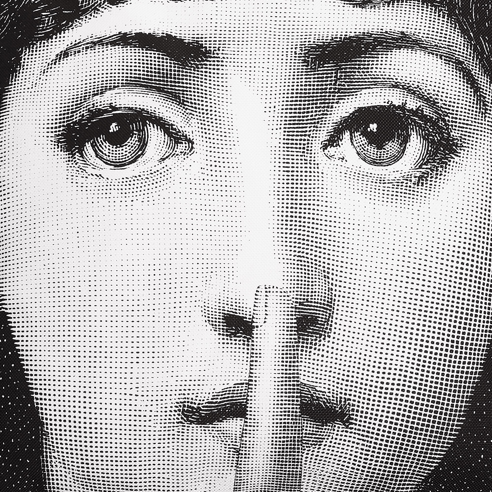Cushion Silenzio in White/Black | Fornasetti® – Fornasetti Store