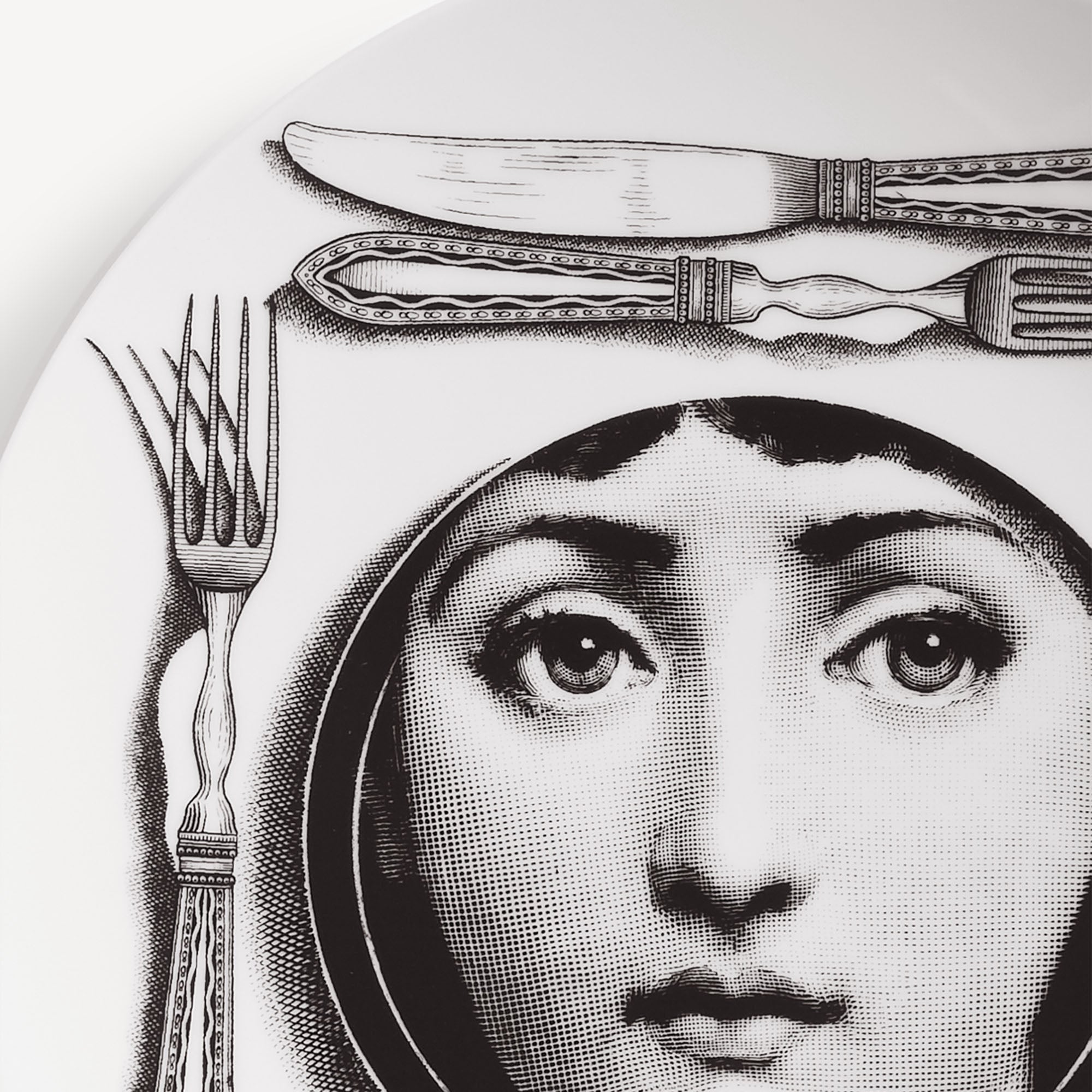 Wall plate Tema e Variazioni n.203 in White/Black | Fornasetti