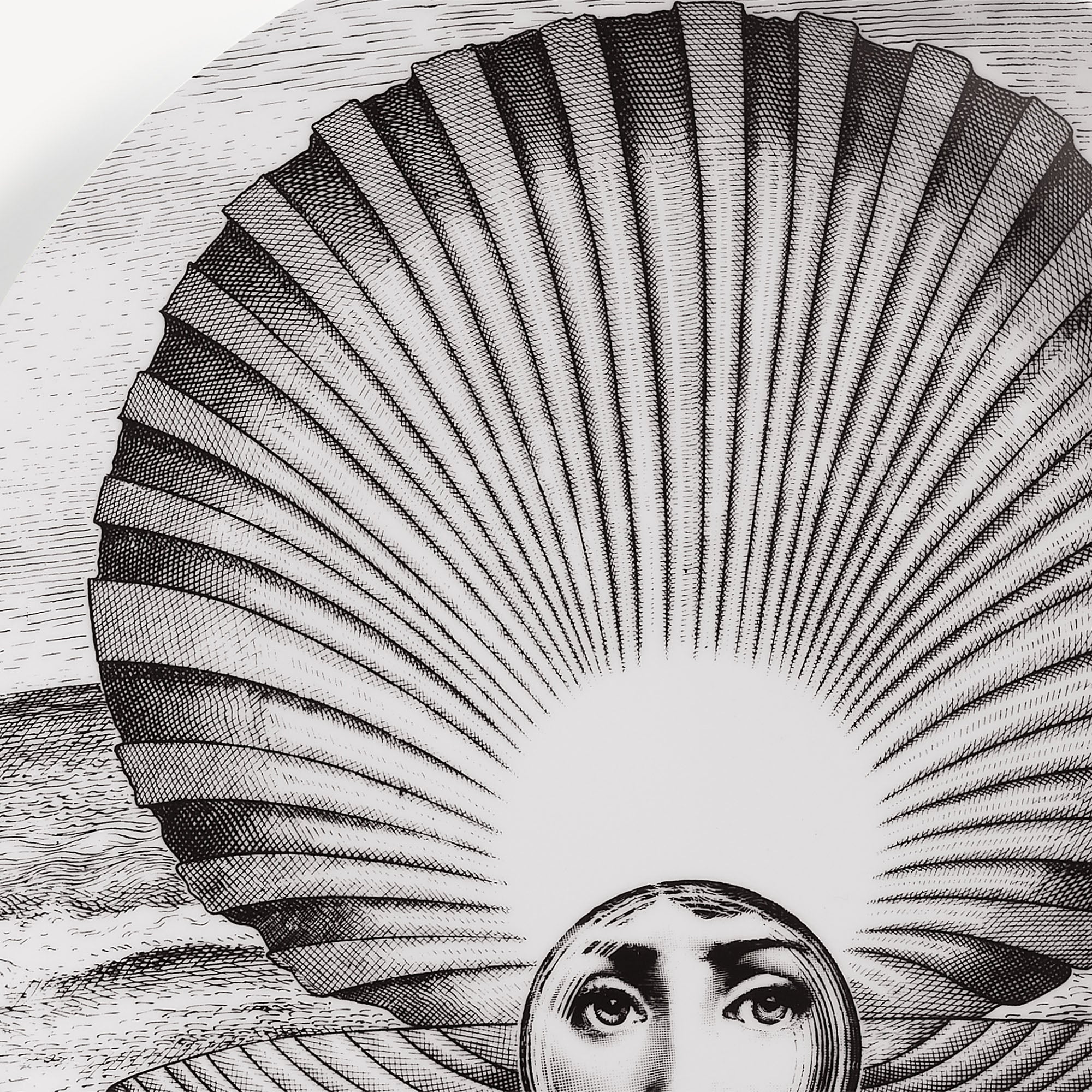 Wall plate Tema e Variazioni n.274 in White/Black | Fornasetti