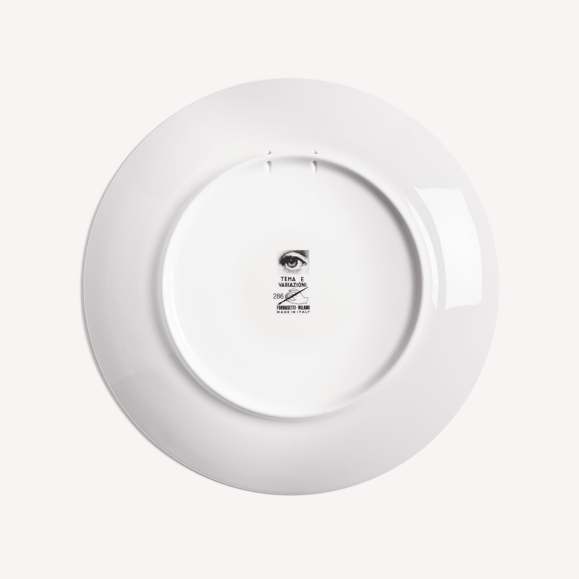 Wall plate Tema e Variazioni n.286 in White/Black | Fornasetti