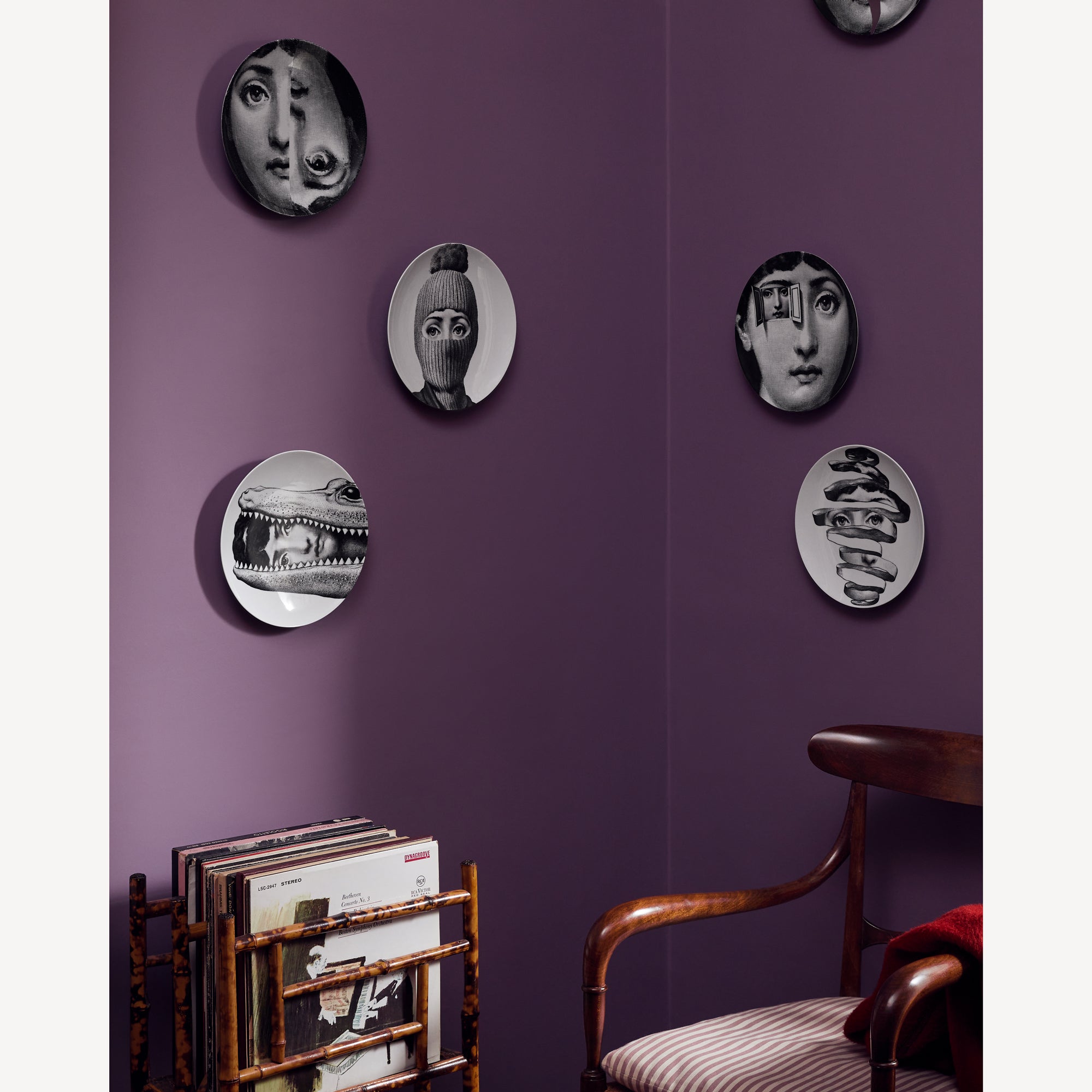 Wall plate Tema e Variazioni n.297 in White/Black | Fornasetti