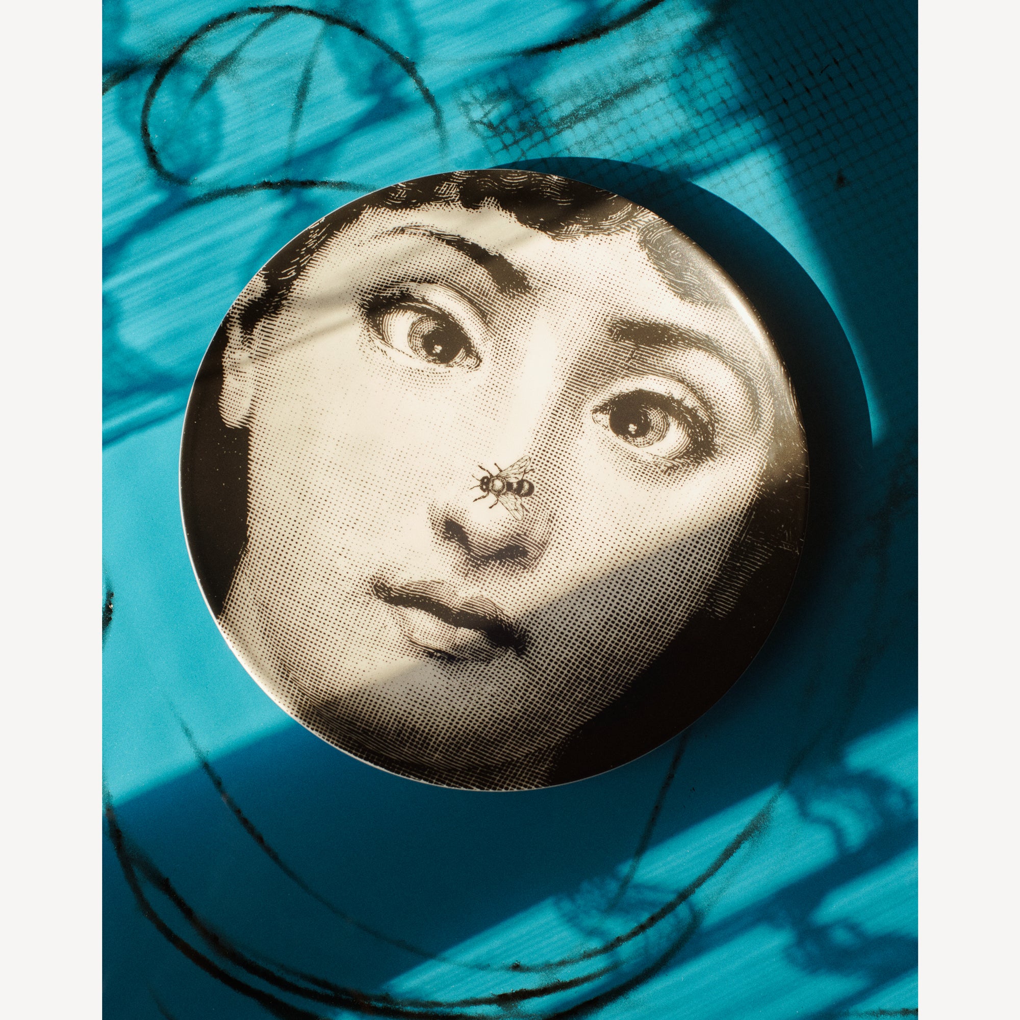 Wall plate Tema e Variazioni n.363 in White/Black | Fornasetti