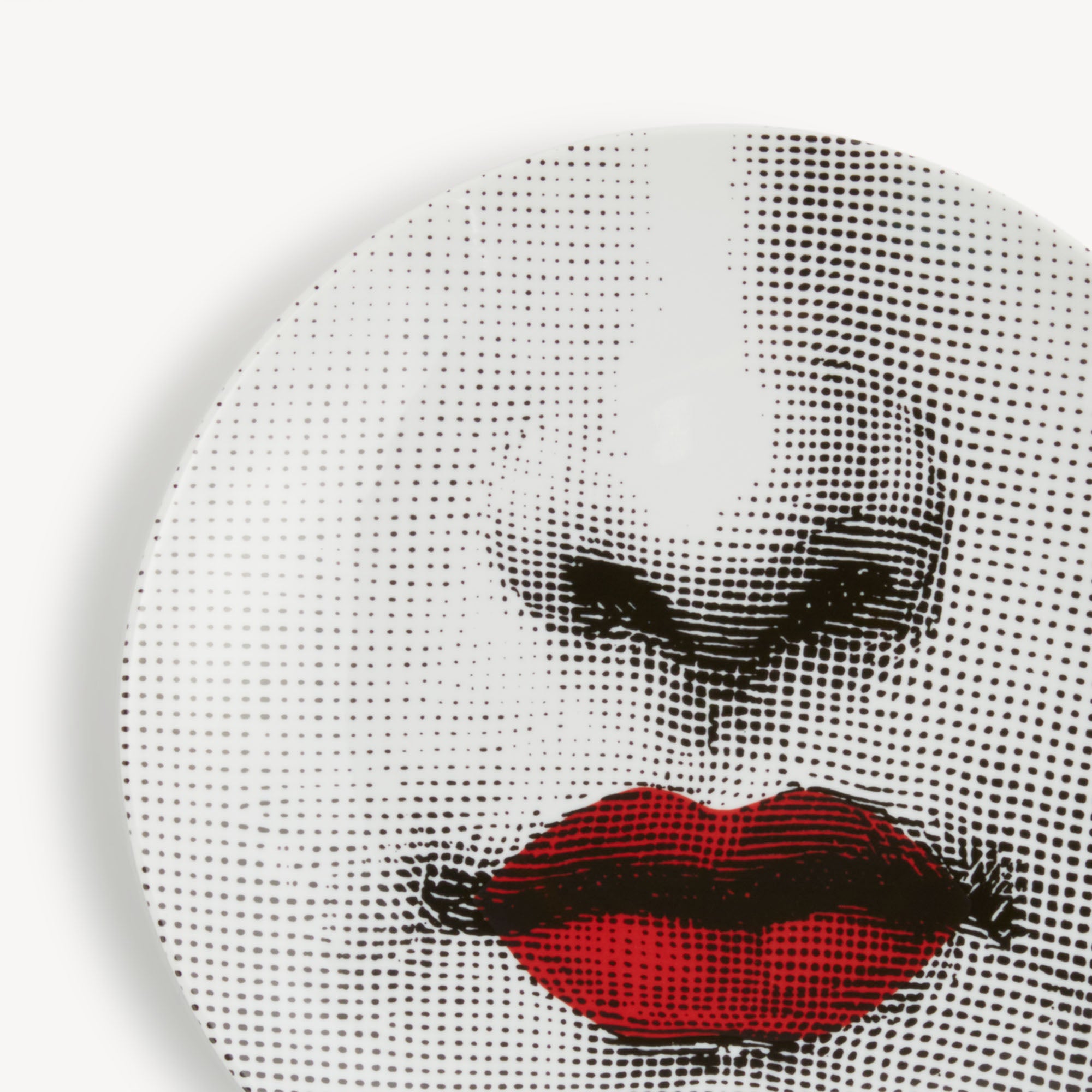フォルナセッティ　ネクタイ　リップ　唇　fornasetti Wall Plate Red Lips - Tema e Variazioni n.397 in White/Black/Red