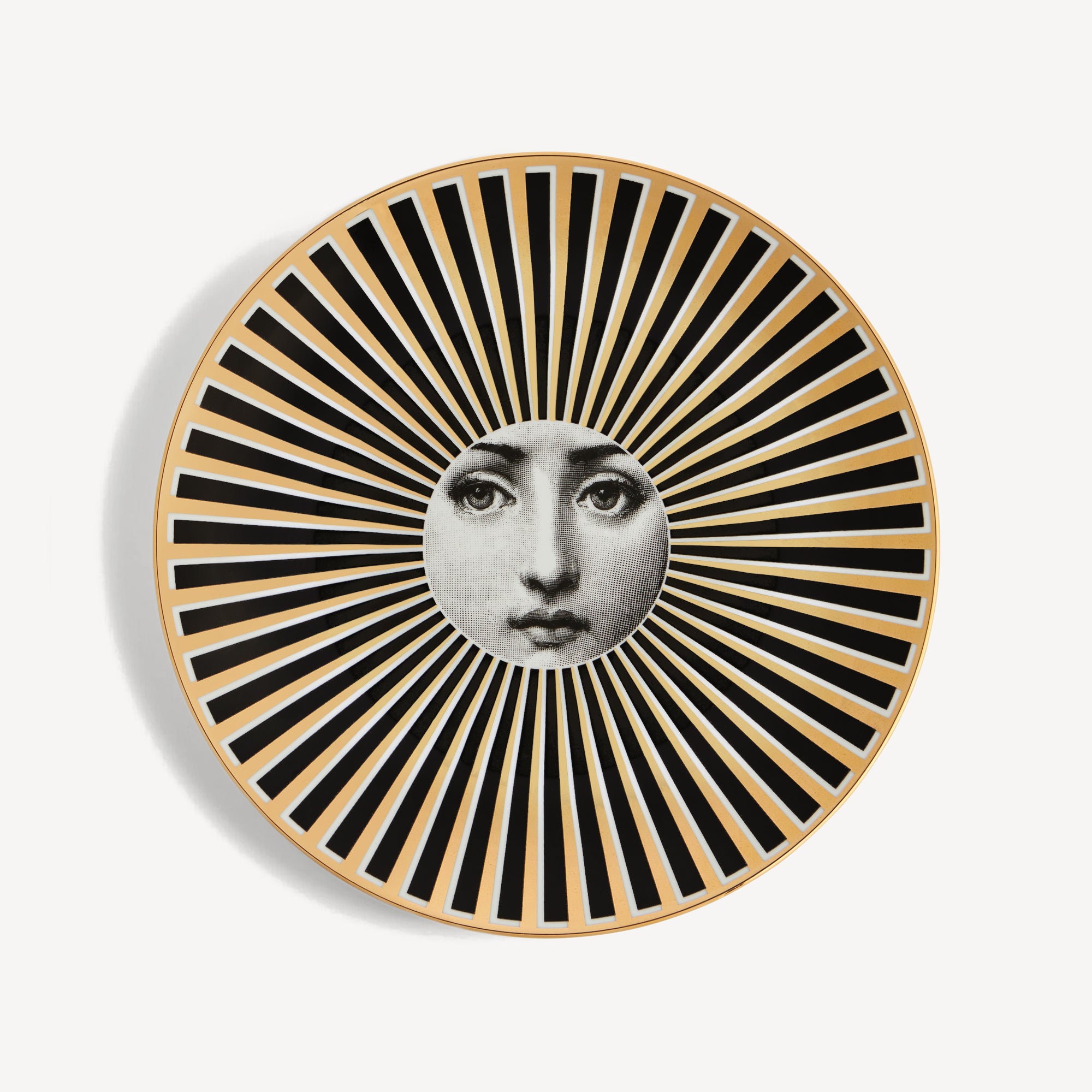 Decorative plates for walls - Surrealism | Fornasetti