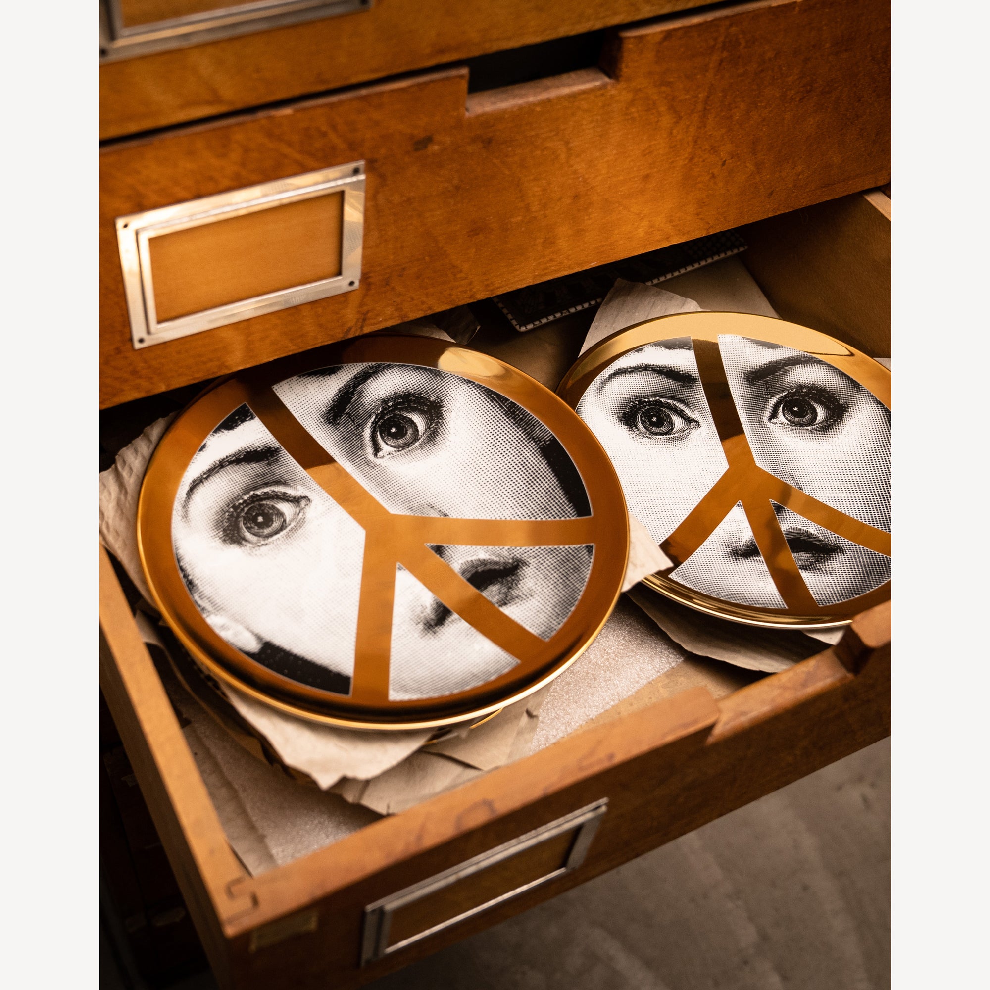 Wall plate Tema e Variazioni n.405 UNITED FOR PEACE