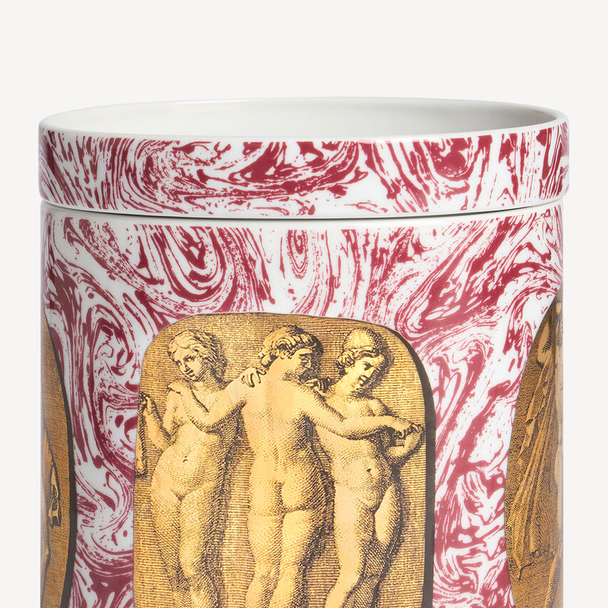FORNASETTI NEL MENTRE Scented Candle - Reperti Décor - Immaginazione Fragrance Gold/White/Red FPB358YIMFOR24ORO