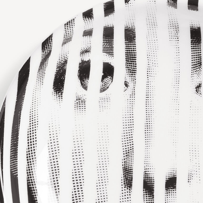 FORNASETTI Ashtray Tema e Variazioni n.34 White/Black P23X321FOR21BIA