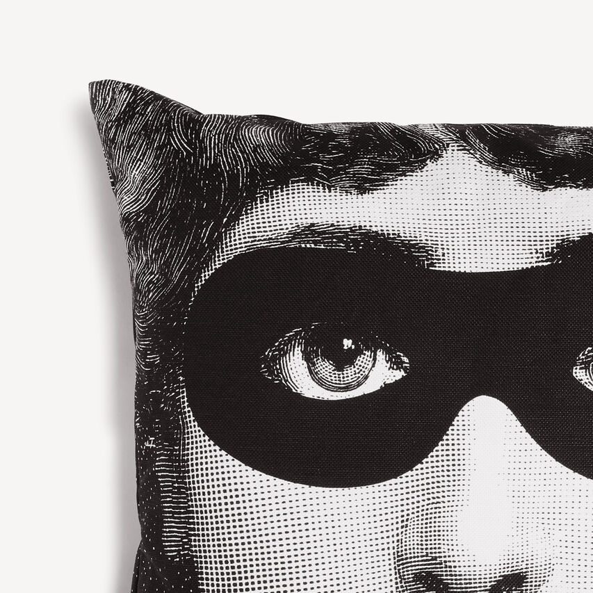 FORNASETTI Cushion Burlesque White/Black PILLTV004FOR20BIA