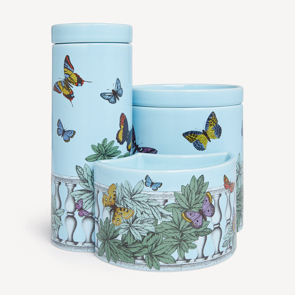 FORNASETTI NEL MENTRE Set of three scented Candles - Farfalle e balaustra Décor - Giardino Segreto Fragrance Multicolour FPTRI514YGSFOR22MUL