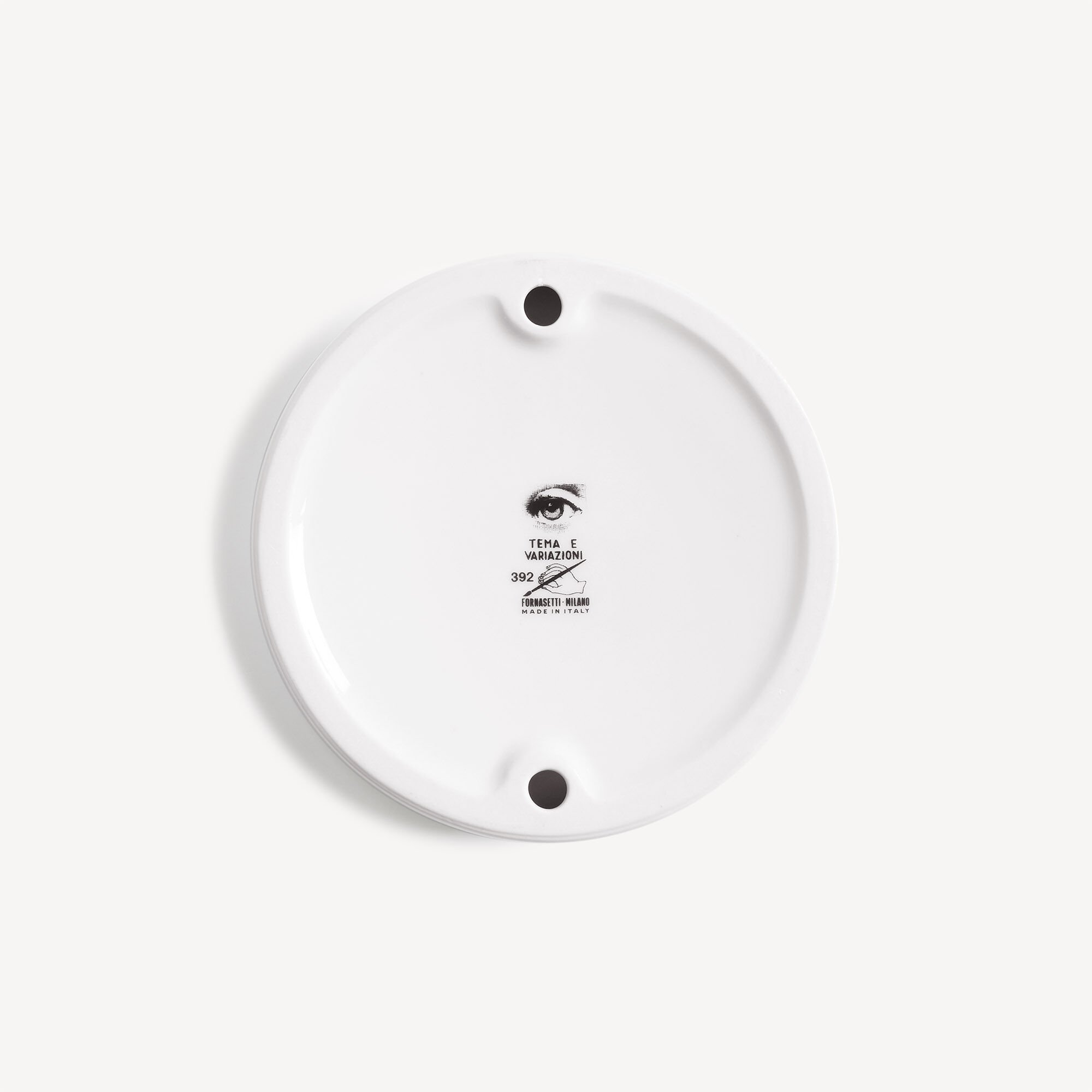 Ashtray Tema e Variazioni n.392 in White/Black | Fornasetti®