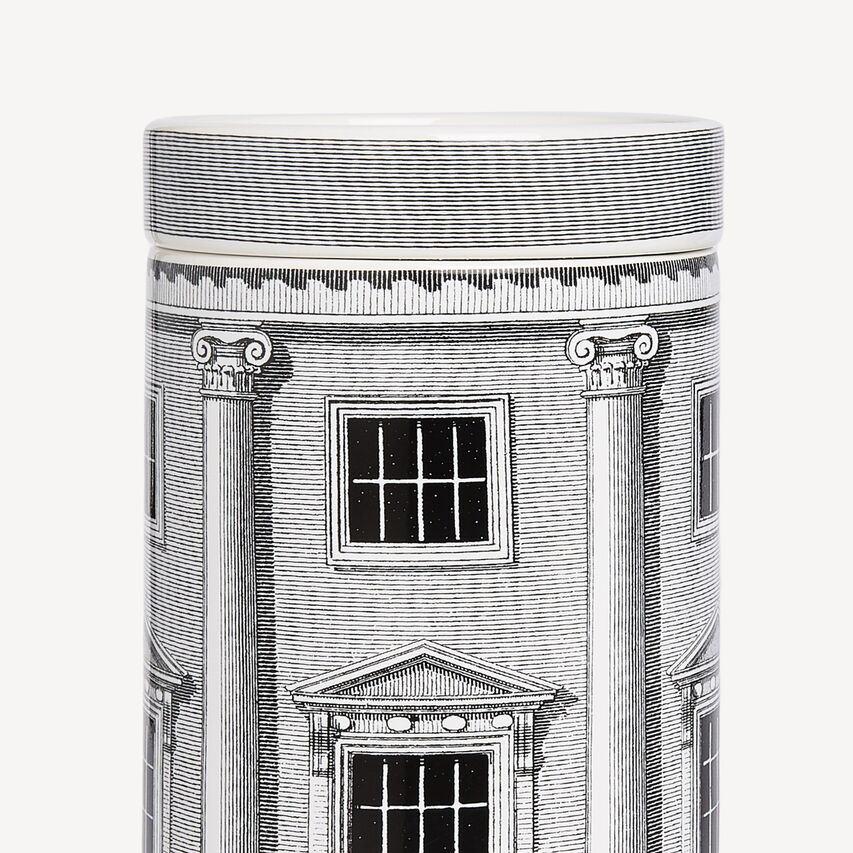 FORNASETTI NEL MENTRE Tall scented Candle - Architettura Décor - Immaginazione Fragrance White/Black FPT419XIMFOR22BIA