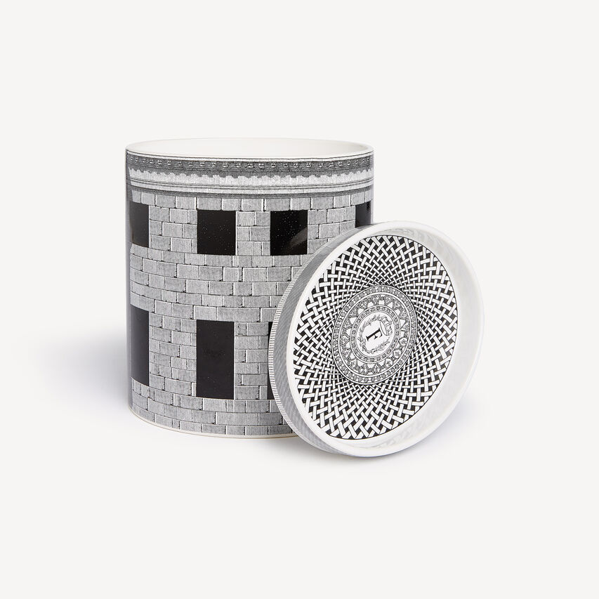 FORNASETTI NEL MENTRE Set of three scented Candles - Architettura Décor - Immaginazione Fragrance White/Black FPTRI419IMFOR22BIA